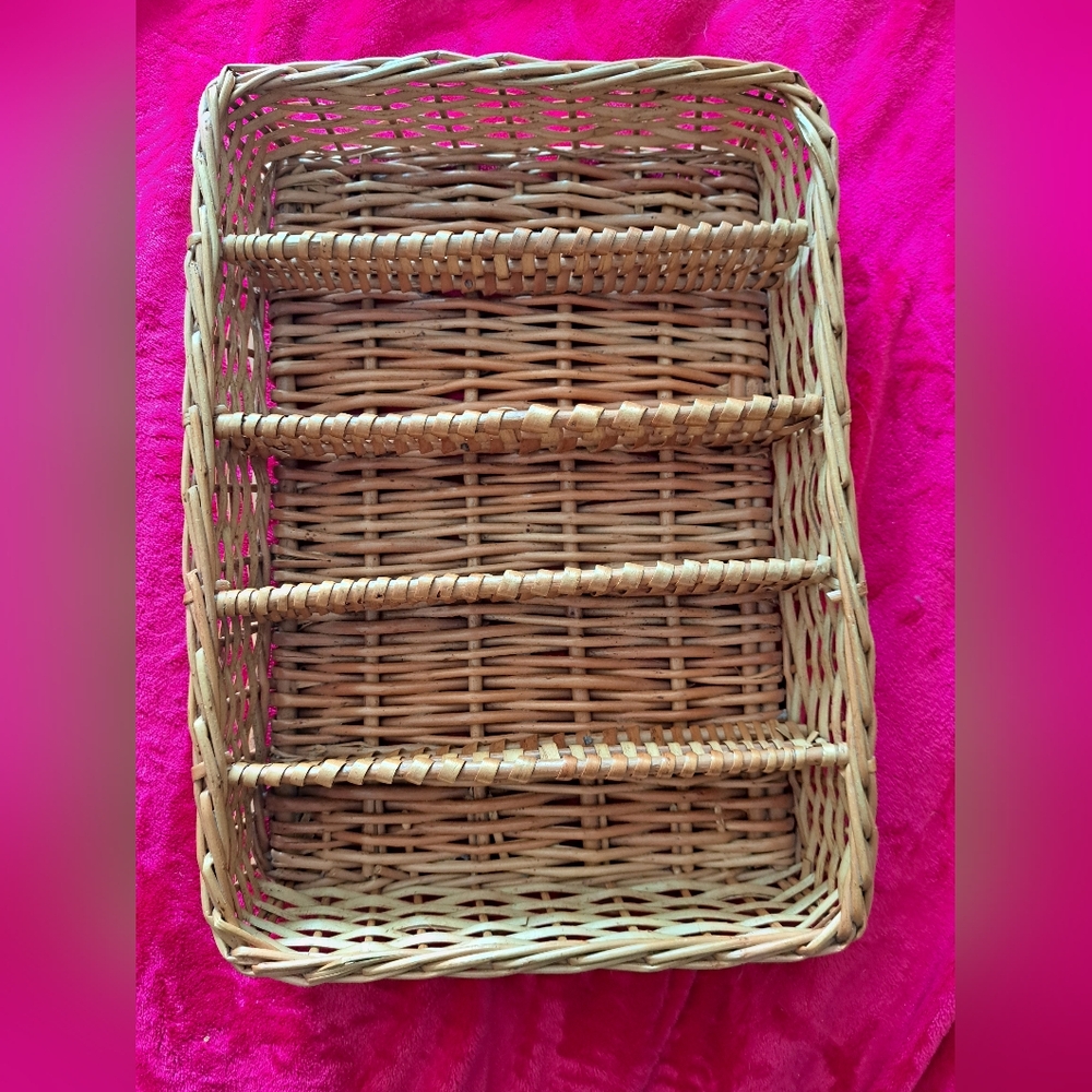 Willow Wicker Utensil / Desk organizer